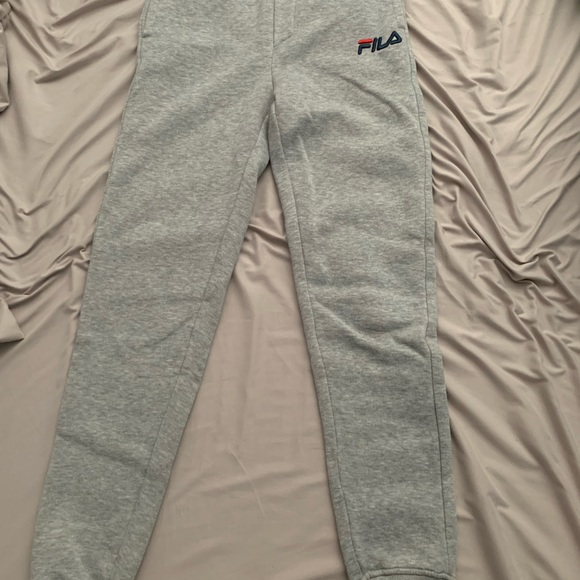 New fila shorts and pants - Picture 8 of 10